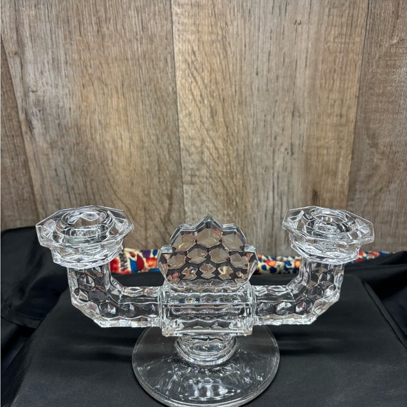 Fostoria pressed manganese depression glass candelabra pre-1930 (yellow glow) - Picture 8 of 9